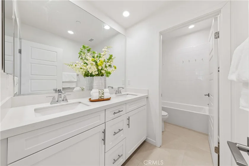 130 Modjeska photo 36