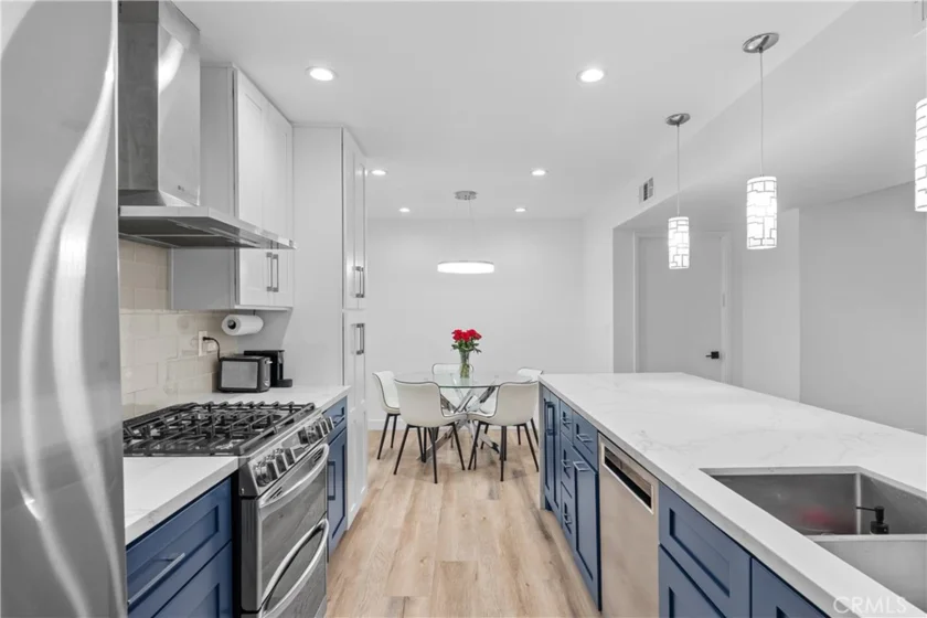 5325 Lindley Avenue #106 photo 11
