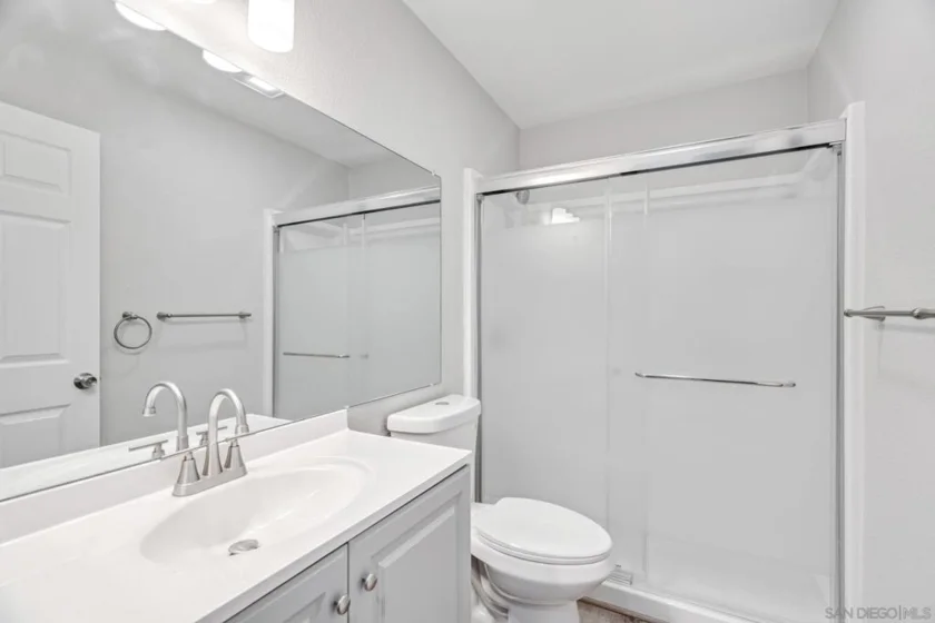 1274 Holly Avenue photo 17