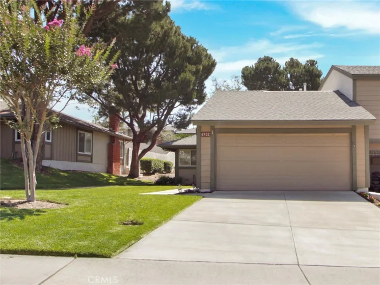 6732 Vista Loma photo 1