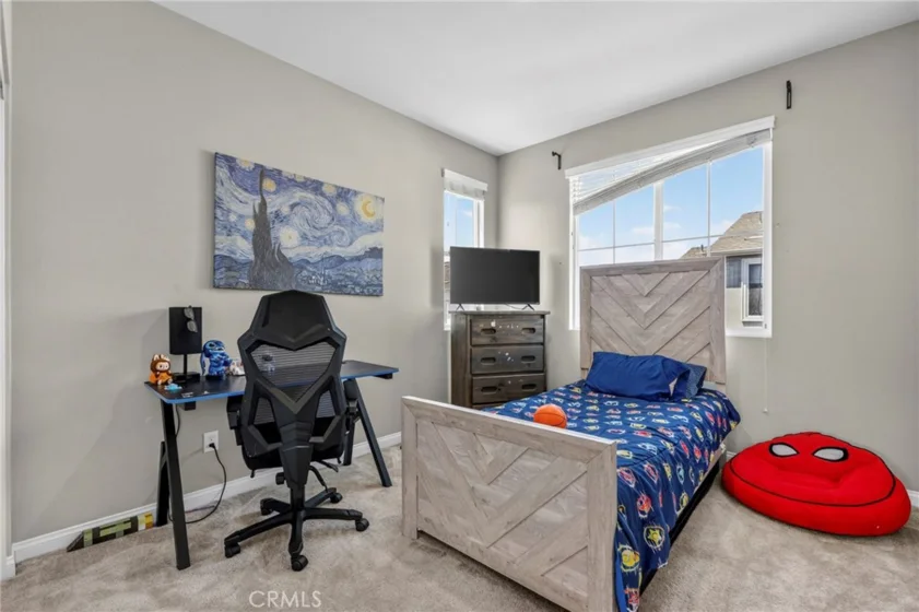 2098 Bluestone photo 14