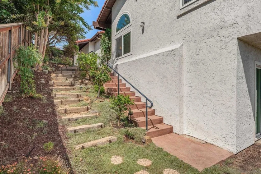 3866 Murray Hill photo 52