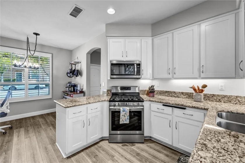 147 Mira Mesa photo 8