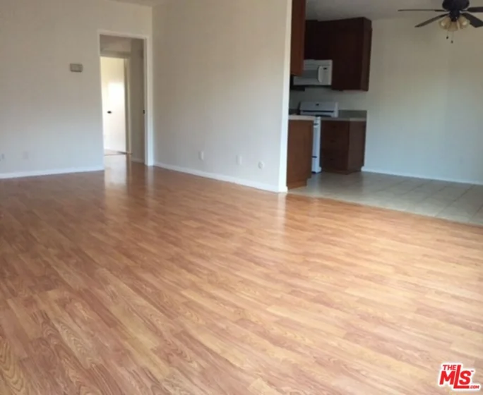 5252 Coldwater Canyon Avenue #207 photo 8