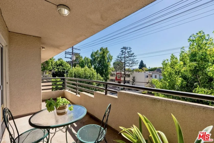 5050 Coldwater Canyon Avenue #PH1 photo 18