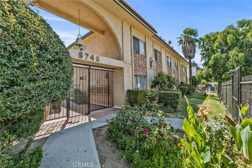8746 Tobias Avenue #11 photo 1