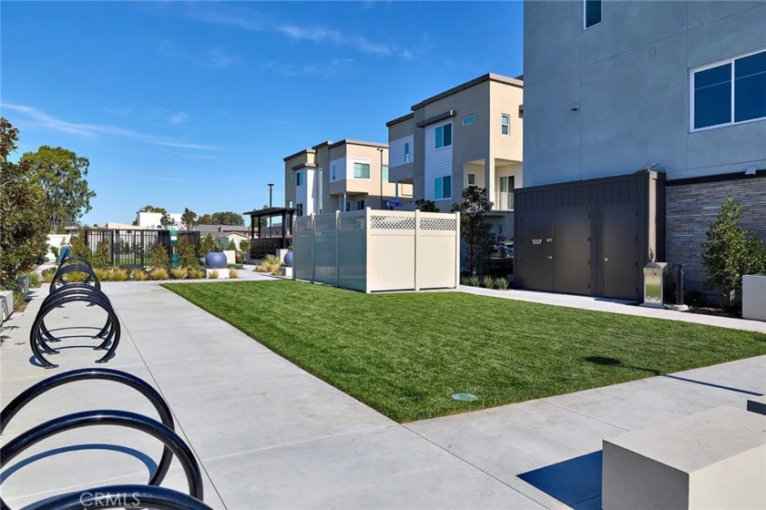 7255 Aura Circle photo 23