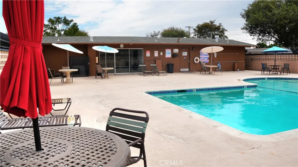 1263 Oakdale photo 21