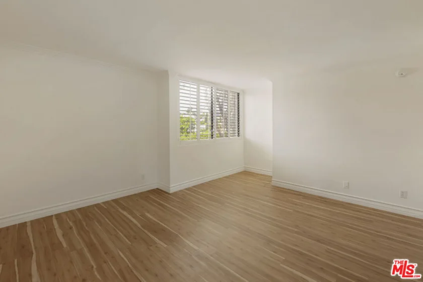 1900 Vine Street #403 photo 11