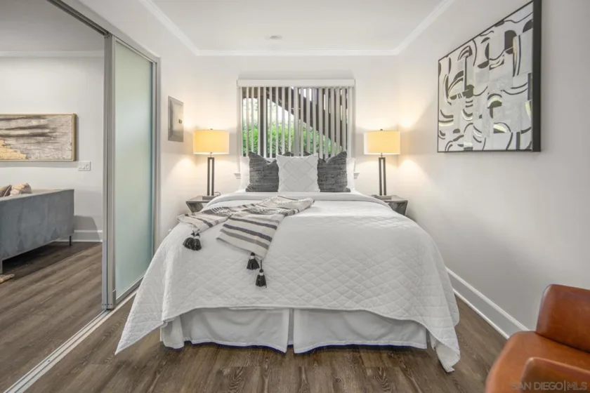 8581 Villa La Jolla Drive #N photo 10