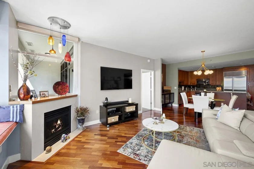 700 W Harbor #1205 photo 11