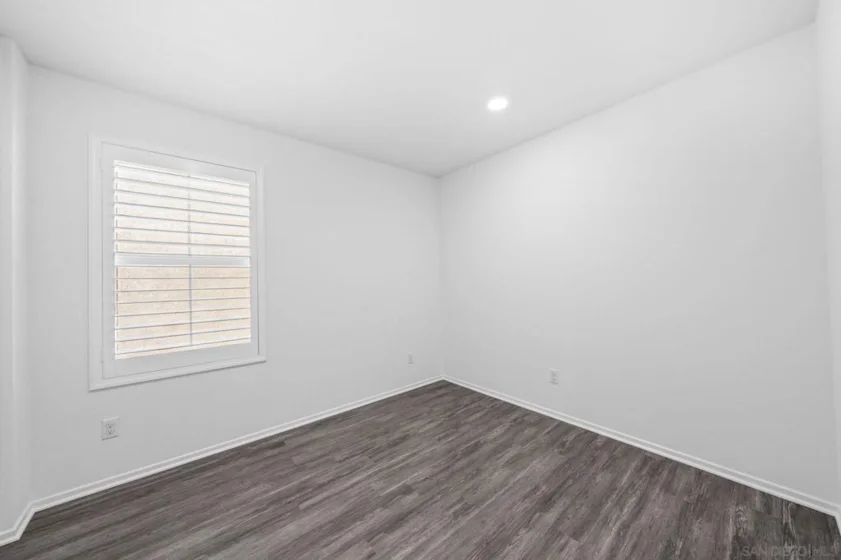 41917 Zafra Street photo 26