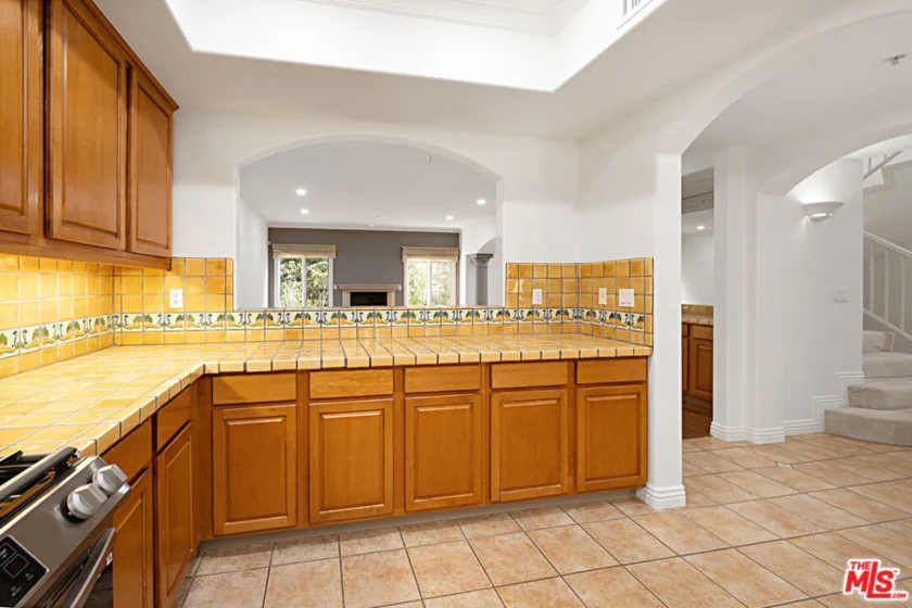 1217 Yale Street #103 photo 8