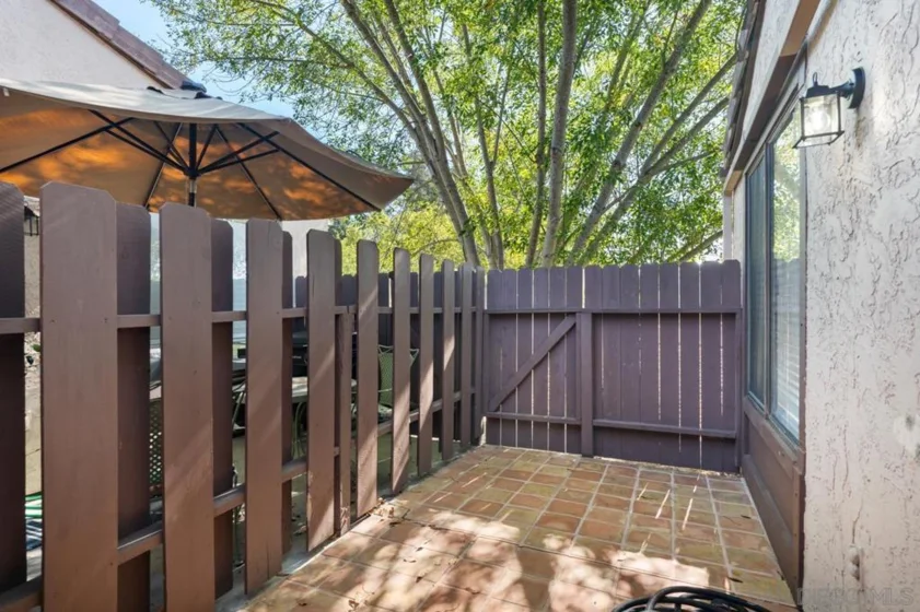 2053 Golden Circle Drive photo 33
