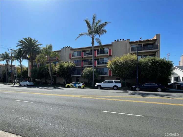 605 Redondo Avenue #407 photo 1