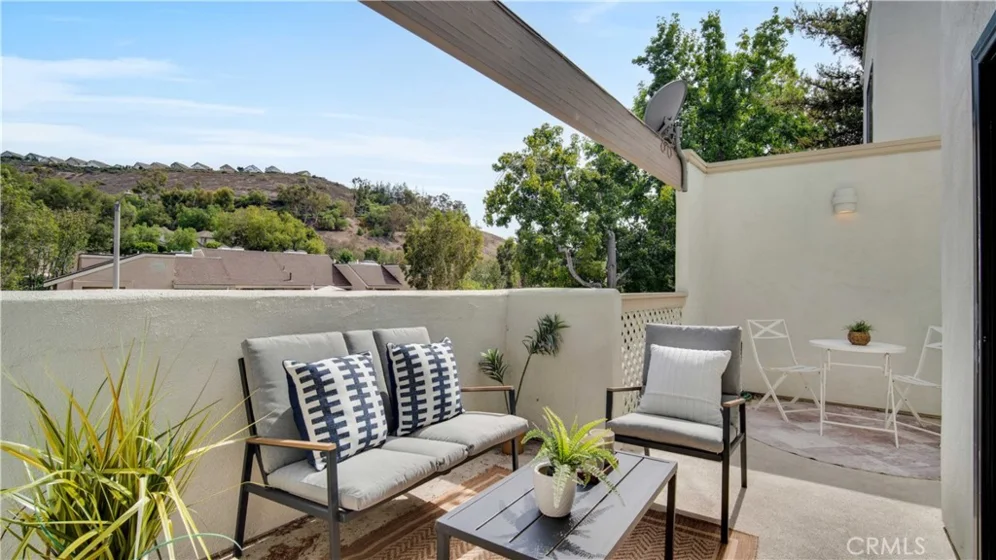 158 N Singingwood Street #2 photo 26
