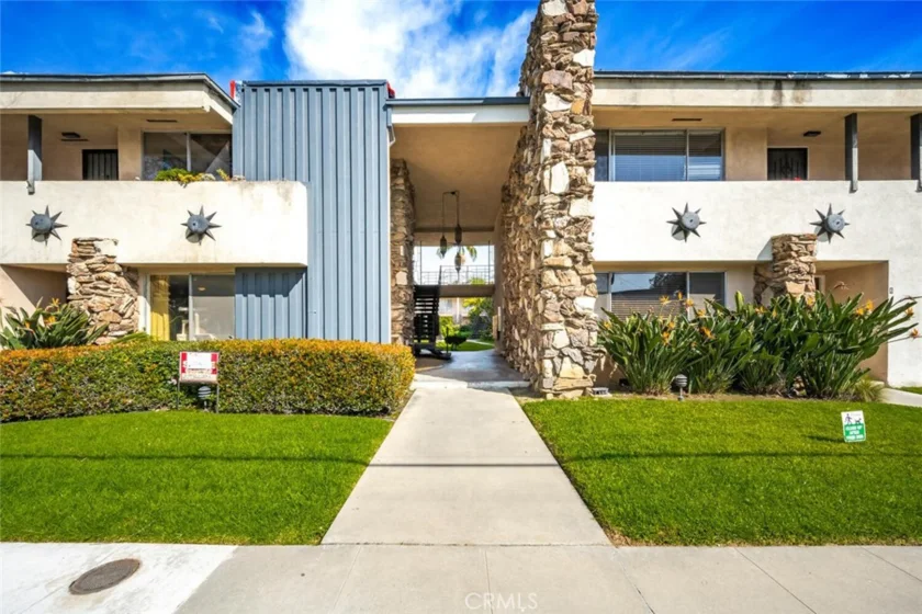 1801 Greenleaf Street #18 photo 1
