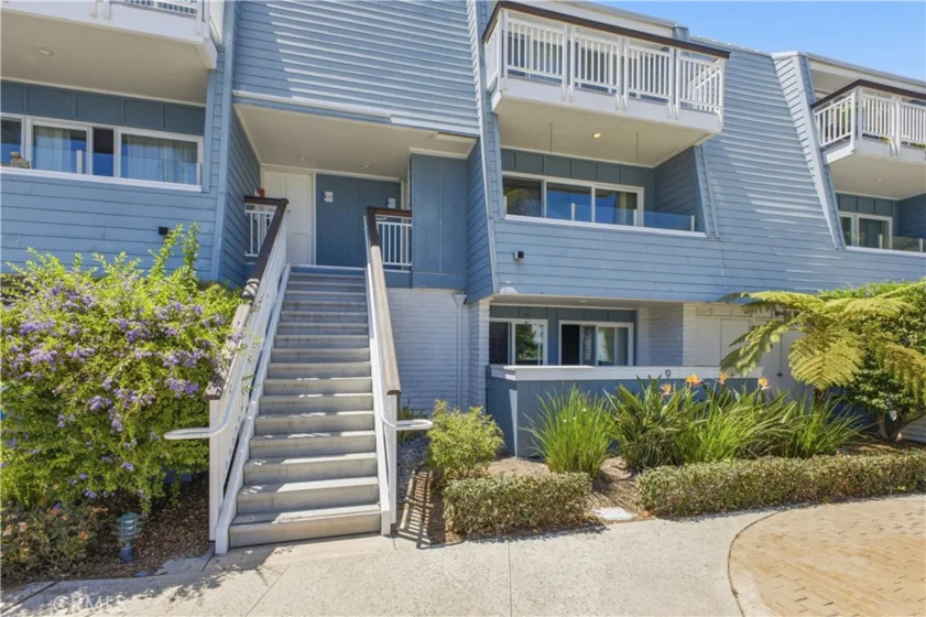 22 Montego Court photo 13