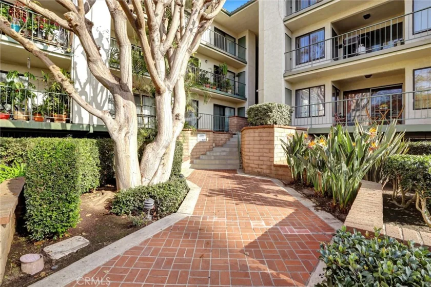 4214 Apricot Drive #4214 photo 1