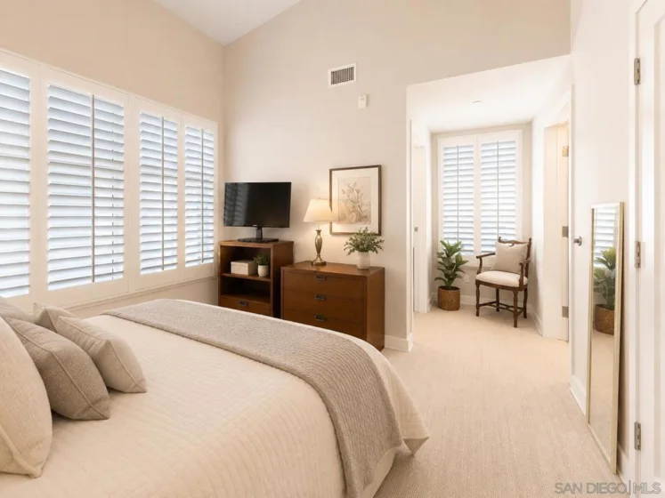 5482 La Jolla #L103 photo 11