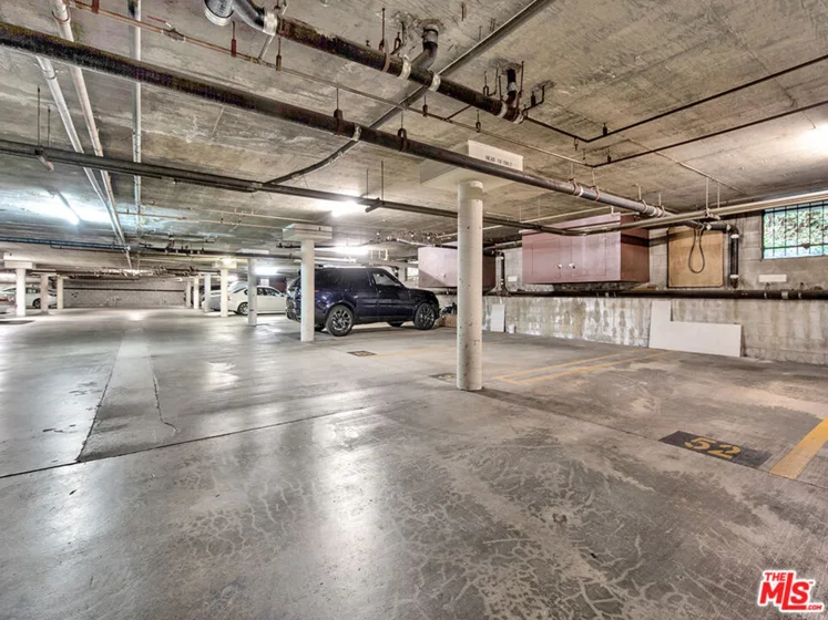 1325 Valley View Road #201 photo 32