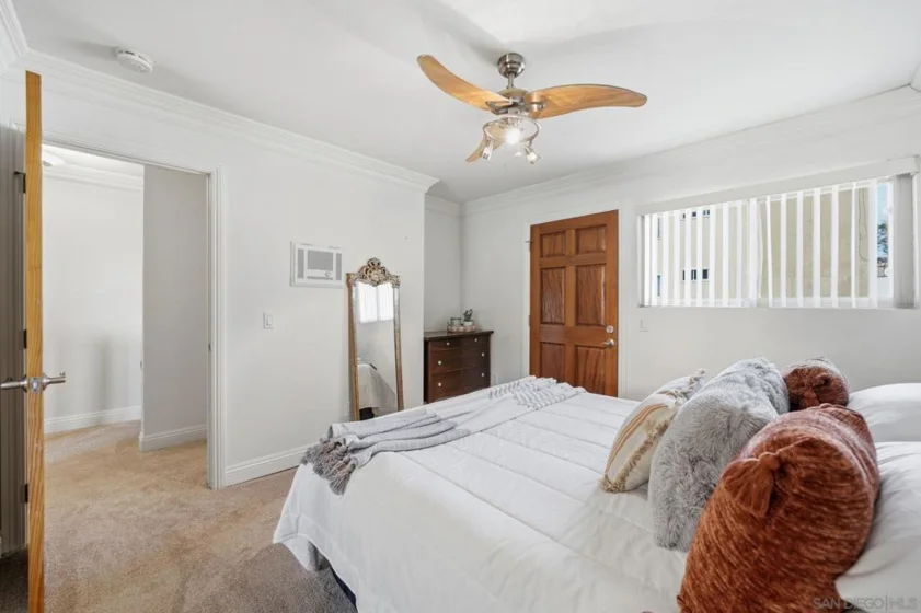 5505 Adelaide Avenue #14 photo 8