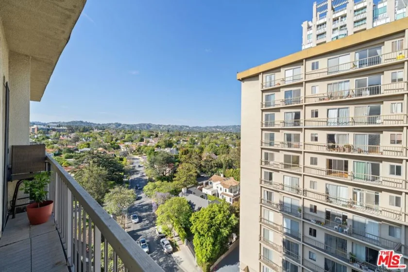 10751 Wilshire Boulevard #1206 photo 7