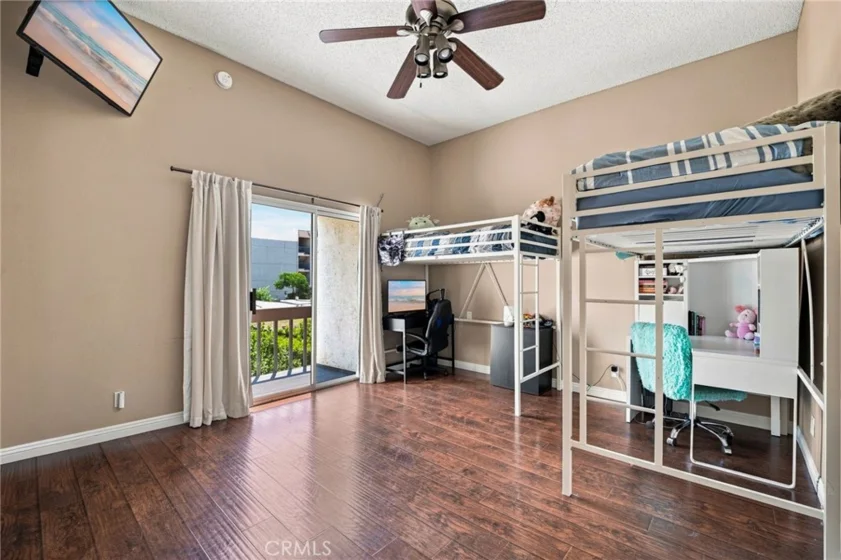 18360 Collins #L photo 30