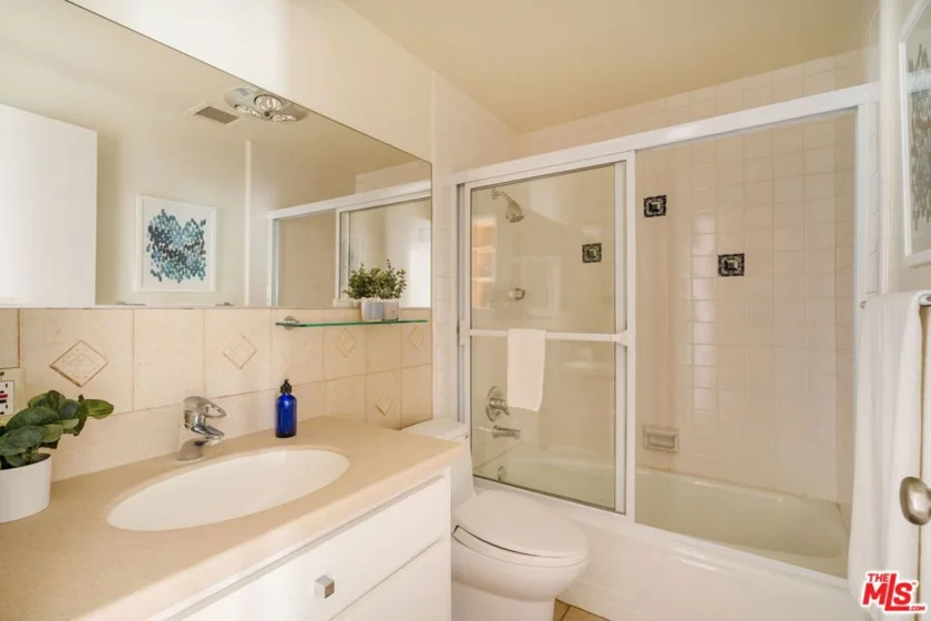 960 San Pasqual Street #203 photo 27