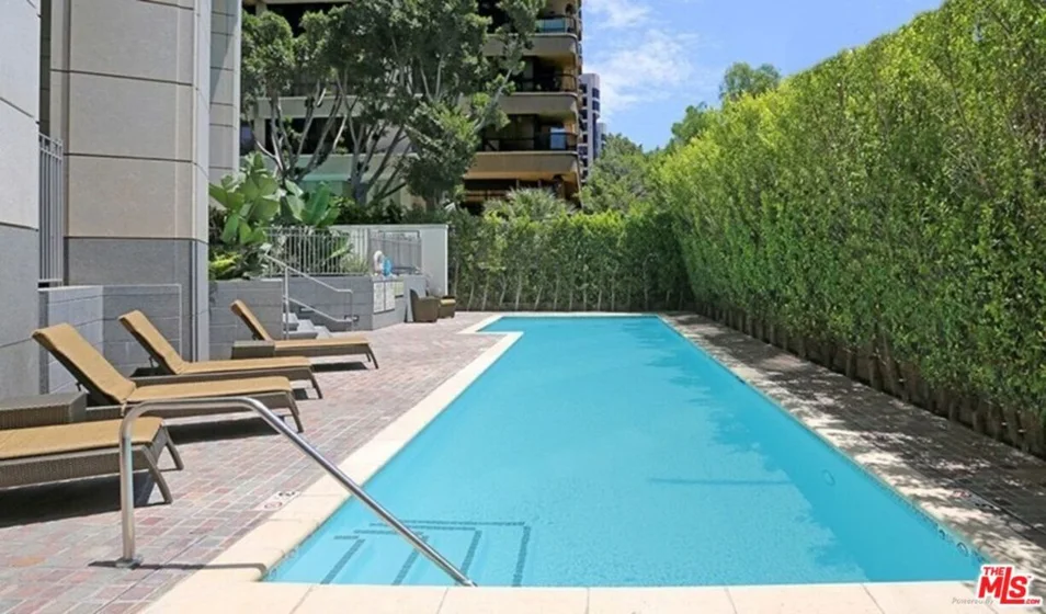 10776 Wilshire Boulevard #301 photo 6