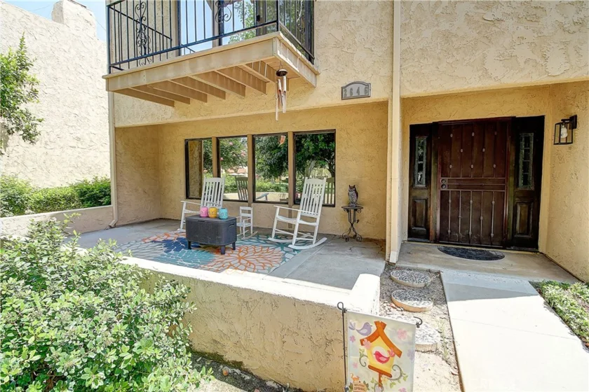 2646 Shamblin Court photo 1