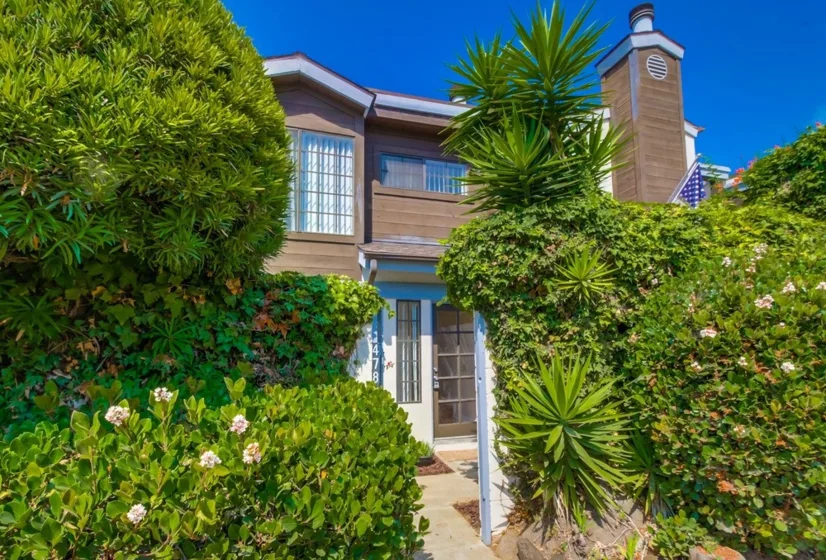 4782 Ingraham photo 1