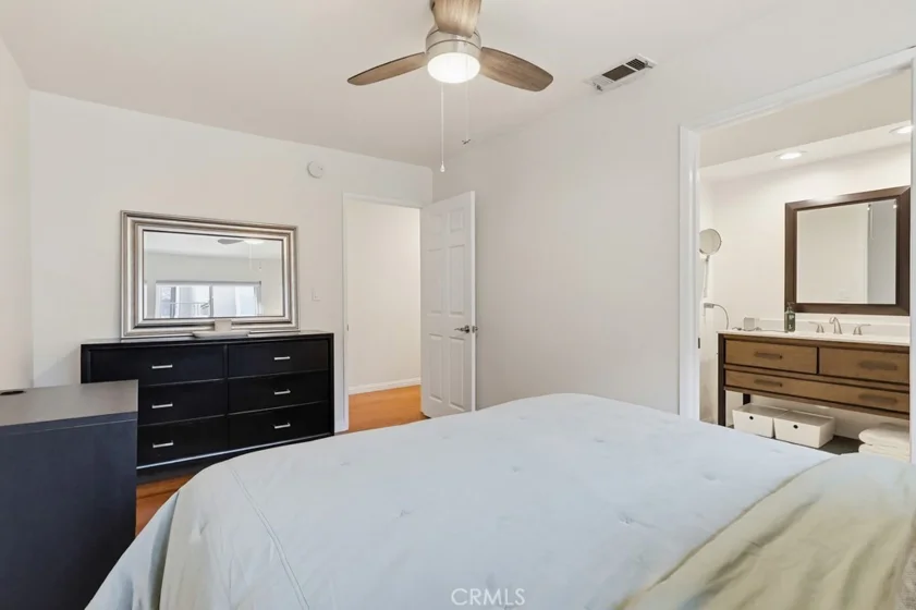 2906 Baywater Avenue #2 photo 35