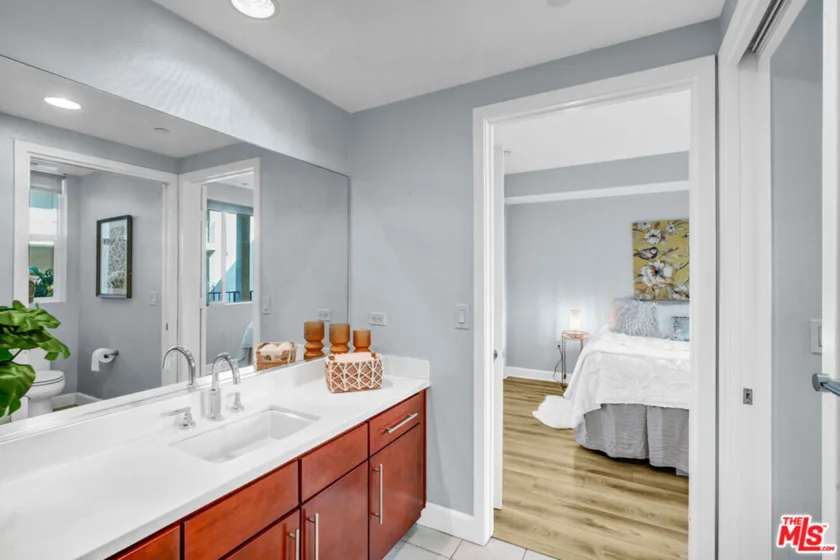 14412 Killion Street #205 photo 24