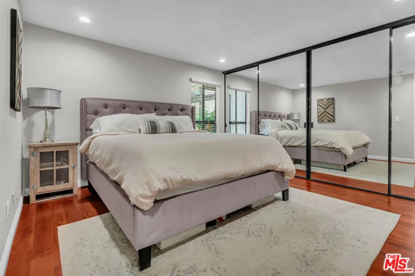 5130 Marina Pacifica Drive photo 15