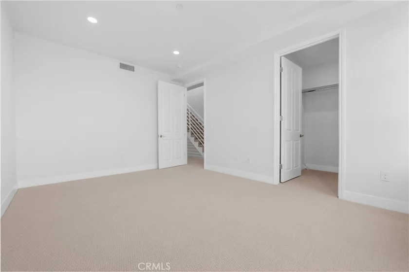 13440 Moorpark Street #101 photo 35