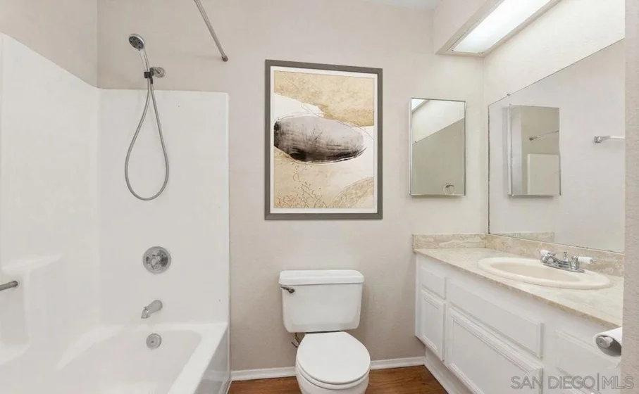 4240 Menlo Avenue #19 photo 15