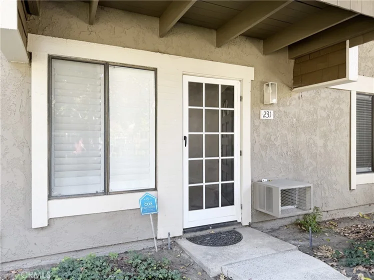 231 Springview photo 1