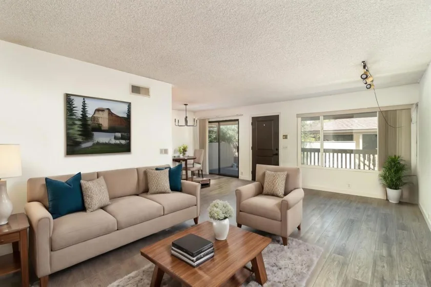 8912 Fletcher Valley Drive photo 1
