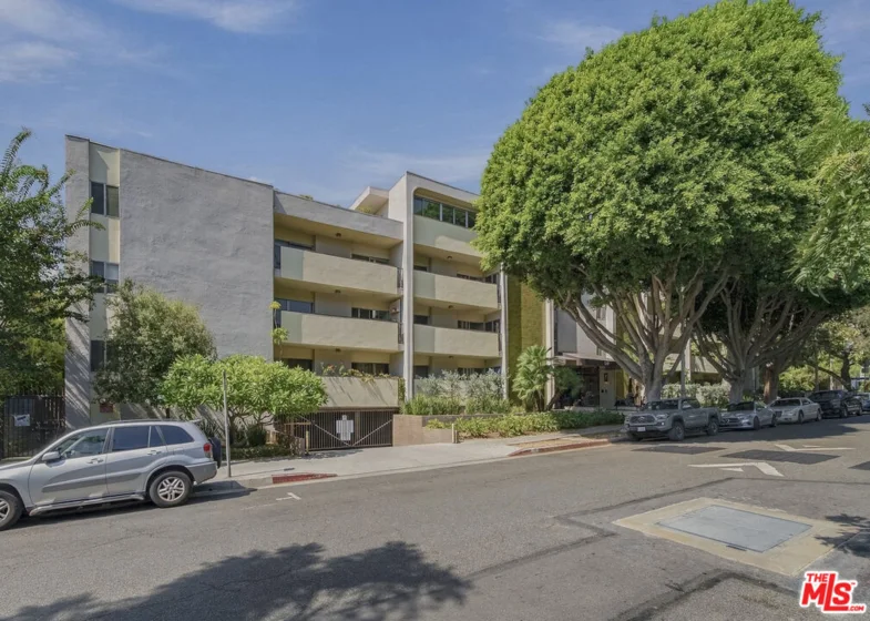 949 N Kings Road #309 photo 29