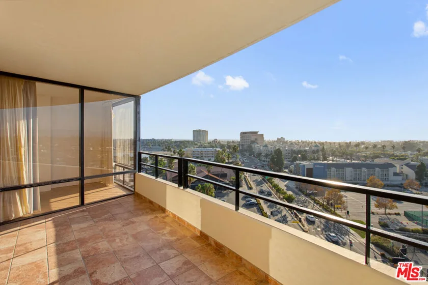 4265 Marina City Drive #701 photo 2