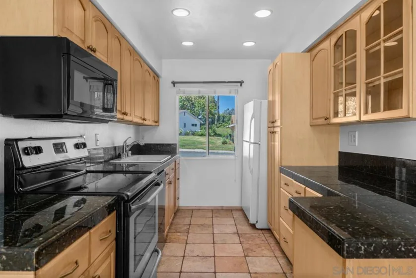 5710 Ferber Street photo 8