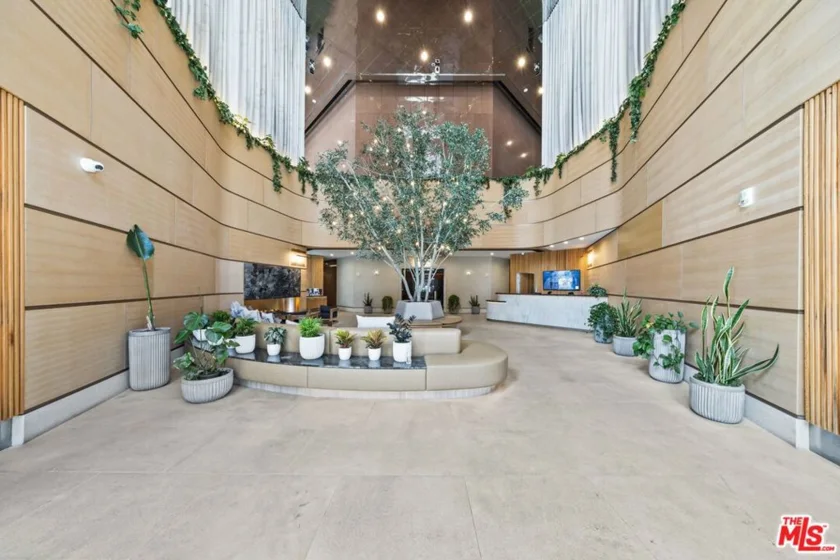 1100 Wilshire Boulevard #3208 photo 28