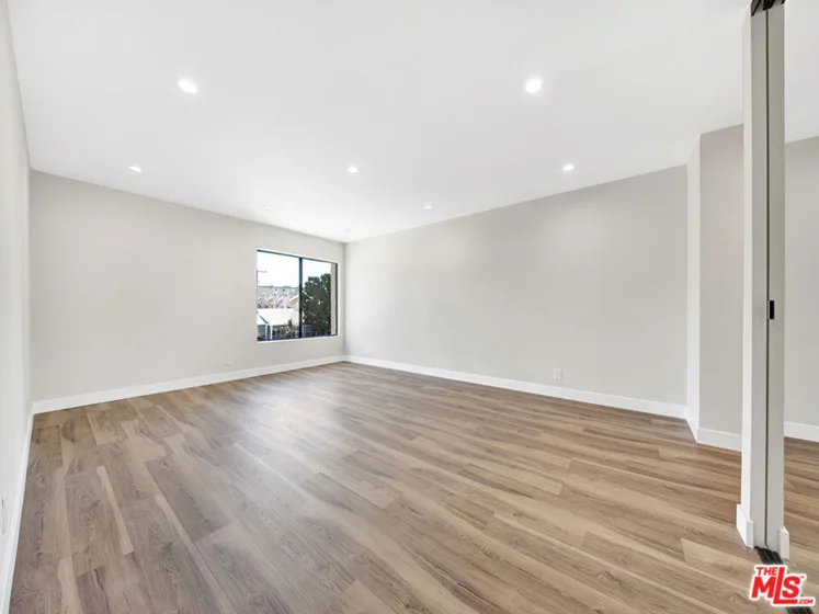 1325 Valley View Road #201 photo 16