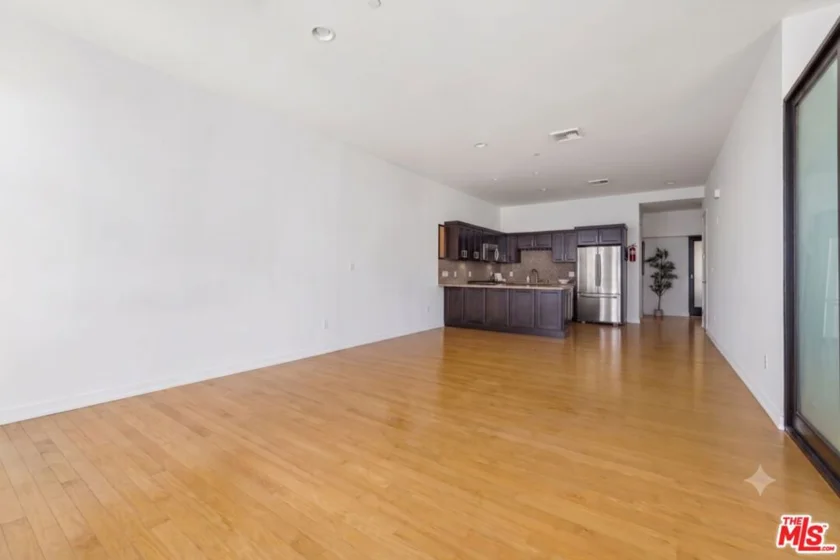 801 S Grand Avenue #1508 photo 32