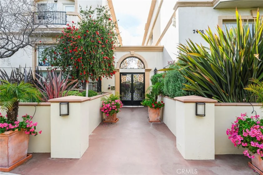 7401 S Sepulveda Boulevard #119 photo 1