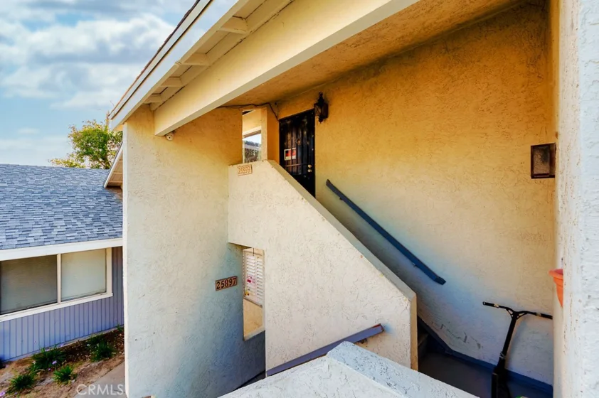 25899 Baylor Way photo 24