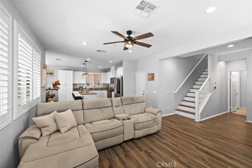 41461 Winterberry photo 8