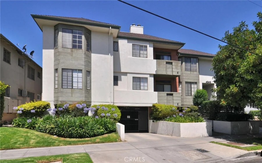4543 Willis Avenue #103 photo 1
