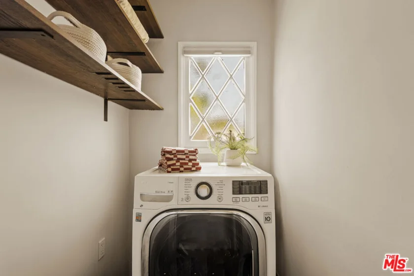 2264 29th Street #A photo 9